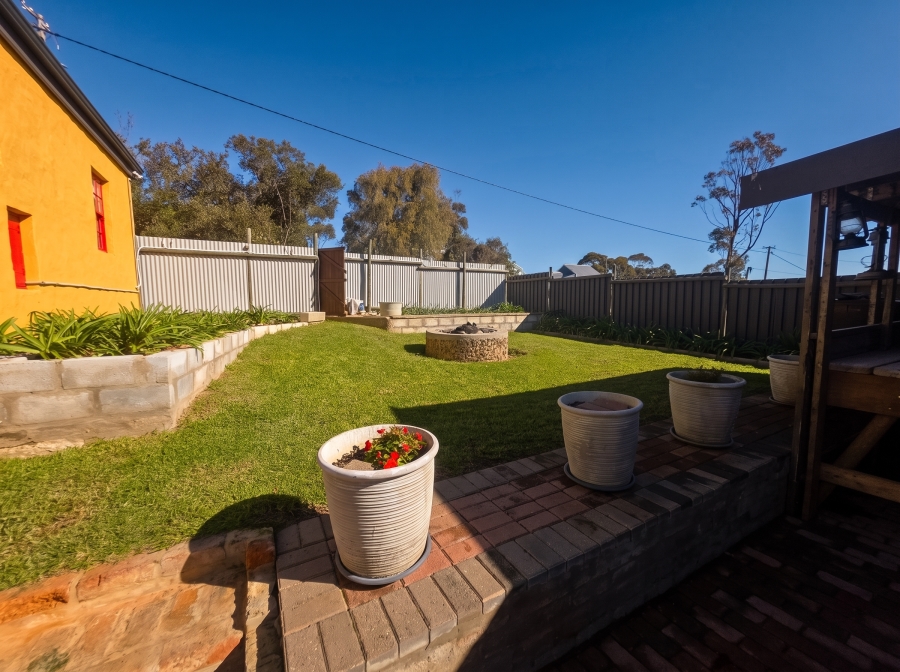 2 Bedroom Property for Sale in Napier Western Cape